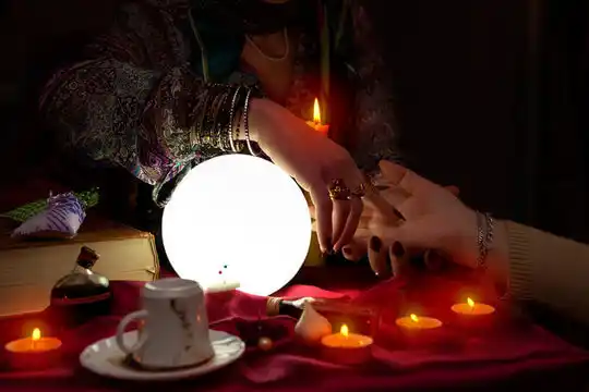 psychic Sherrelwood